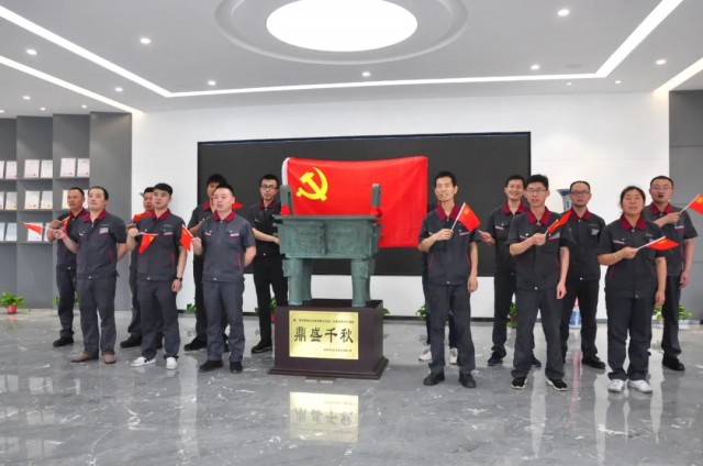 1625565493729292.jpg 640.webp (17).jpg